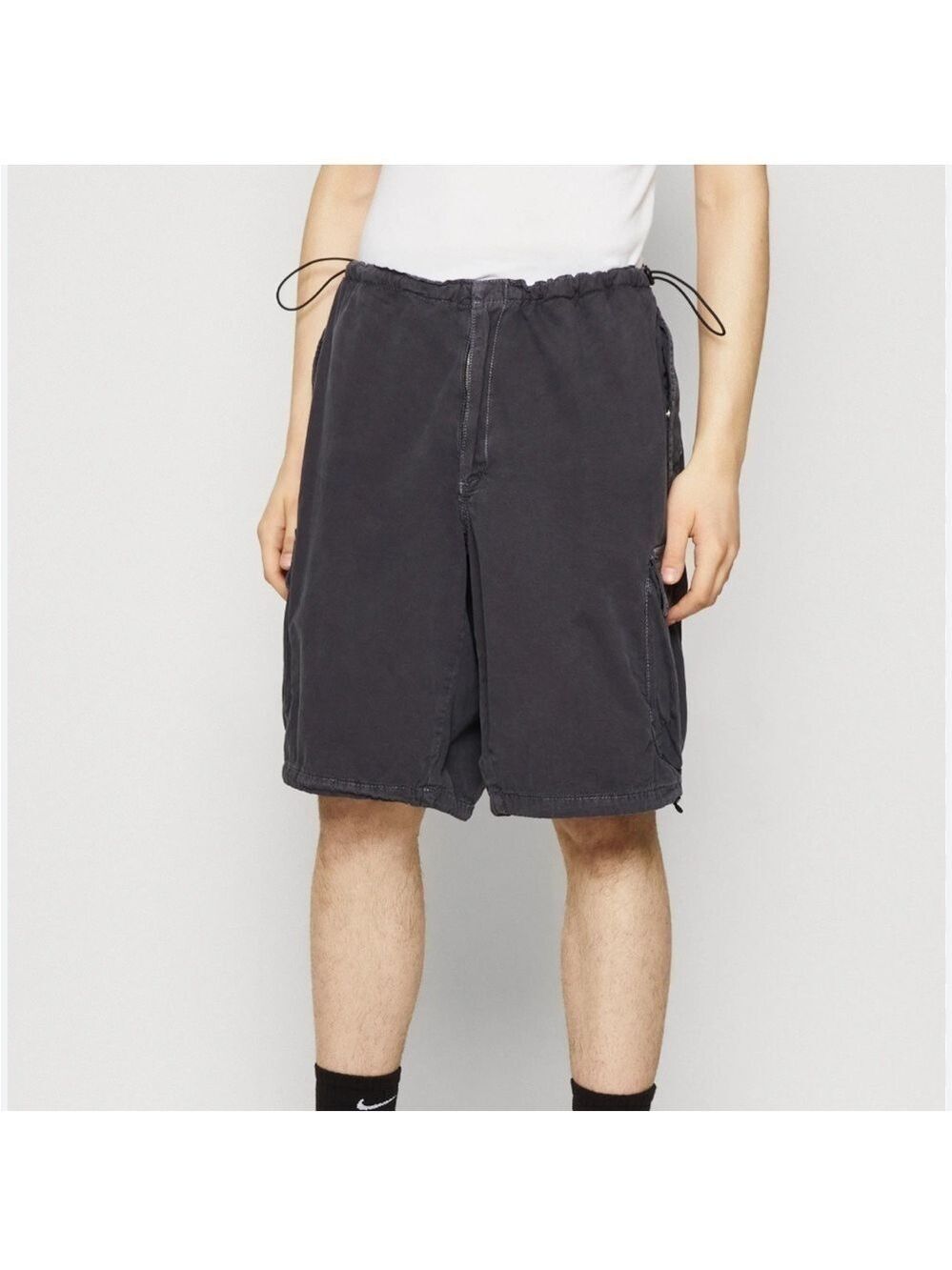 BDG Urban Outfitters Baggy Tech Longline Cargo Shorts Oversized Fit 30W NWT